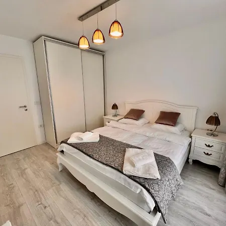 Studio23 Apartment *